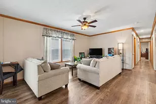 49 N Elmer Ave, Halifax, PA 17032 - Photo 6