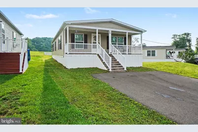 49 N Elmer Avenue, Halifax, PA 17032 - Photo 2