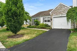 640 Springhouse Ln, Hummelstown, PA 17036 - Photo 1