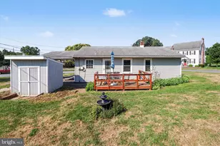 100 Nissley Dr, Middletown, PA 17057 - Photo 22