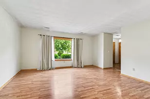 992 Martin Ln, Harrisburg, PA 17111 - Photo 8