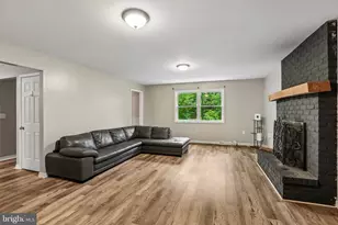 4317 Winthrop Dr, Harrisburg, PA 17112 - Photo 6