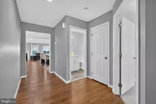 4315 Ashdon Dr, Harrisburg, PA 17112 - Photo 4