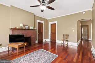 2038 Market St, Harrisburg, PA 17103 - Photo 8
