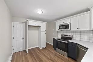 74 N 18th St, Harrisburg, PA 17103 - Photo 8