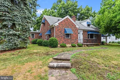 125 W Governor Road, Hershey, PA 17033 - Photo 1