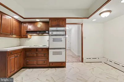 125 W Governor Road, Hershey, PA 17033 - Photo 10