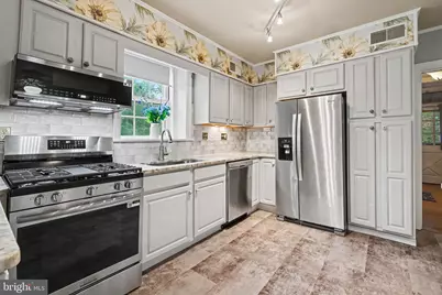 2201 Bellevue Road, Harrisburg, PA 17104 - Photo 4