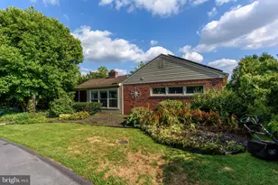 4216 Ridge Dr, Harrisburg, PA 17109 - Photo 2