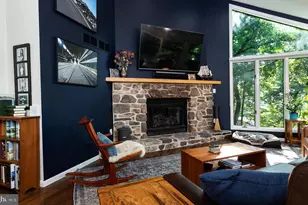 4728 Great Oak Ln, Harrisburg, PA 17110 - Photo 4