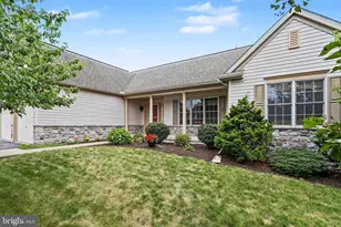 149 Whippoorwill Ln, Hummelstown, PA 17036 - Photo 8
