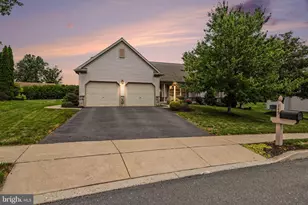 149 Whippoorwill Ln, Hummelstown, PA 17036 - Photo 1