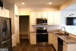 803 Anthony Dr, Harrisburg, PA 17111 - Photo 4