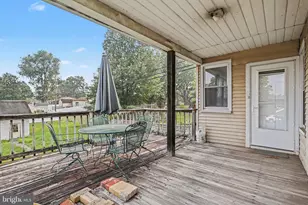 4001 Locust Ln, Harrisburg, PA 17109 - Photo 20