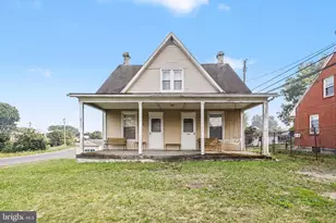 4001 Locust Ln, Harrisburg, PA 17109 - Photo 2