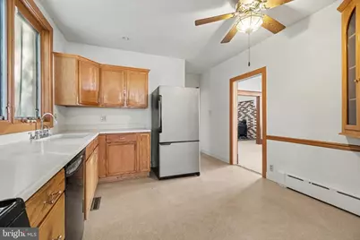 118 Fishburn Street, Harrisburg, PA 17109 - Photo 2