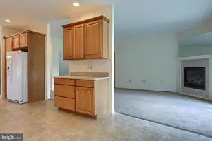 4505 Hillside Ct, Harrisburg, PA 17110 - Photo 6