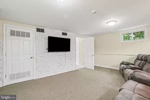 1000 Scenery Dr, Harrisburg, PA 17109 - Photo 20