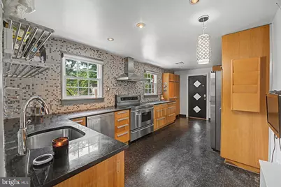 312 N 39th Street, Harrisburg, PA 17109 - Photo 6