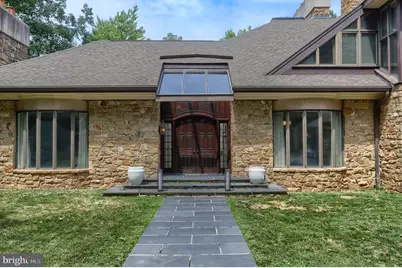 51 Hill Manor Drive, Hershey, PA 17033 - Photo 2