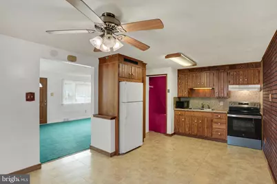 24 Rosewood Drive, Harrisburg, PA 17109 - Photo 6