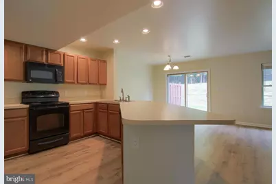 630 Glenbrook Drive, Harrisburg, PA 17110 - Photo 8