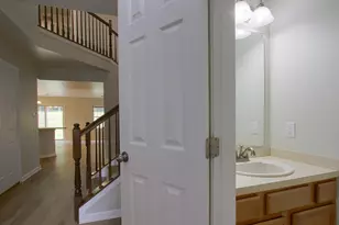 630 Glenbrook Dr, Harrisburg, PA 17110 - Photo 12