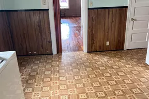 2042 Berryhill St, Harrisburg, PA 17104 - Photo 10