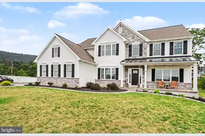 117 Scarlet Court, Harrisburg, PA 17112 - Photo 2