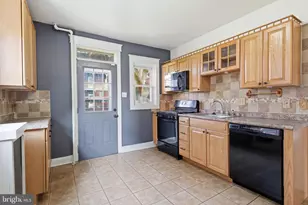 2727 N 5th St, Harrisburg, PA 17110 - Photo 10