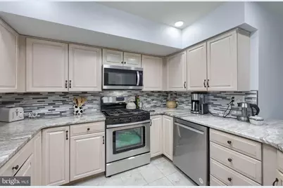 [Address not provided], Hershey, PA 17033 - Photo 8