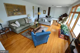 1406 Regency Cir, Harrisburg, PA 17110 - Photo 6