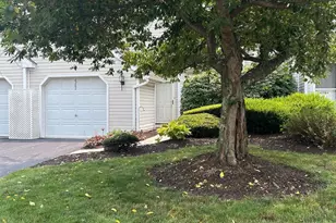 6262 Spring Knoll Dr, Harrisburg, PA 17111 - Photo 4