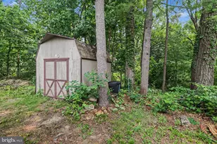 210 Greenwood Ct, Harrisburg, PA 17109 - Photo 26