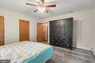 210 Greenwood Ct, Harrisburg, PA 17109 - Photo 14