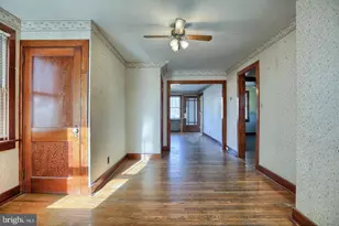 1126 E Chocolate Ave, Hershey, PA 17033 - Photo 4