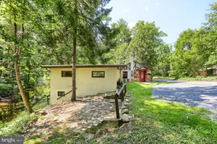 411 Speece Ln, Dauphin, PA 17018 - Photo 2