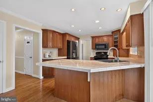 2224 Bradley Dr, Harrisburg, PA 17110 - Photo 14
