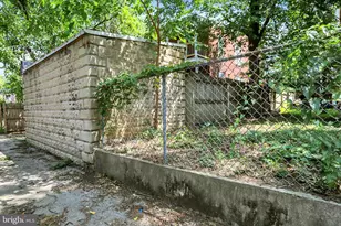 2708 Lexington St, Harrisburg, PA 17110 - Photo 32