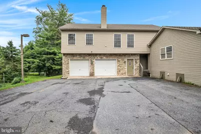 1301 Colonial Club Dr #C, Harrisburg, PA 17112 - Photo 2