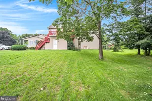 1301 Colonial Club Dr, Harrisburg, PA 17112 - Photo 36