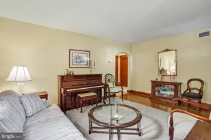 40 Cedar Ave, Hershey, PA 17033 - Photo 6
