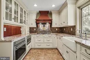40 Cedar Ave, Hershey, PA 17033 - Photo 10