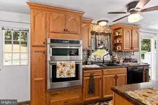 3212 Trinity Rd, Harrisburg, PA 17109 - Photo 6