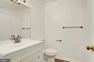 5811D Hidden Lake Dr, Harrisburg, PA 17111 - Photo 26