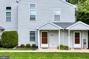 5811D Hidden Lake Dr, Harrisburg, PA 17111 - Photo 2