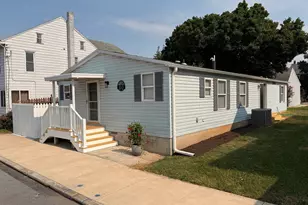 113 and 115 Brown St, Middletown, PA 17057 - Photo 6