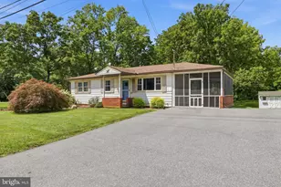 498 Middletown Rd, Hummelstown, PA 17036 - Photo 1