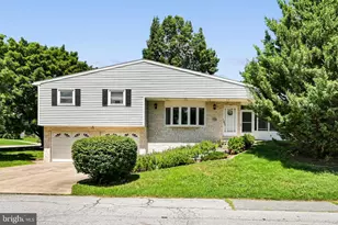 1440 Wanda Ln, Harrisburg, PA 17109 - Photo 1