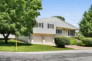 1440 Wanda Ln, Harrisburg, PA 17109 - Photo 4